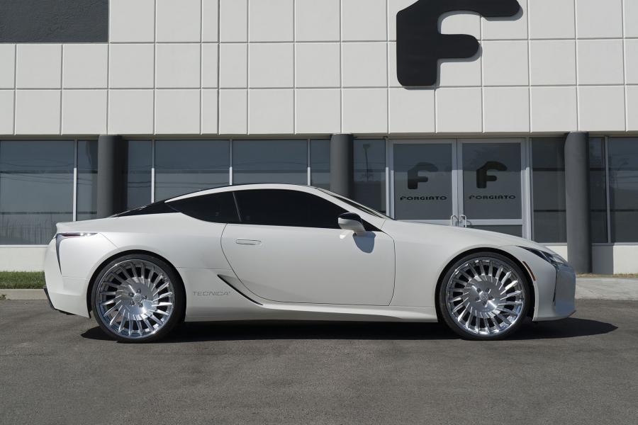  Lexus LC500 on Forgiato Wheels (TEC 3.4) 2017 года  (фото 5 из 7)